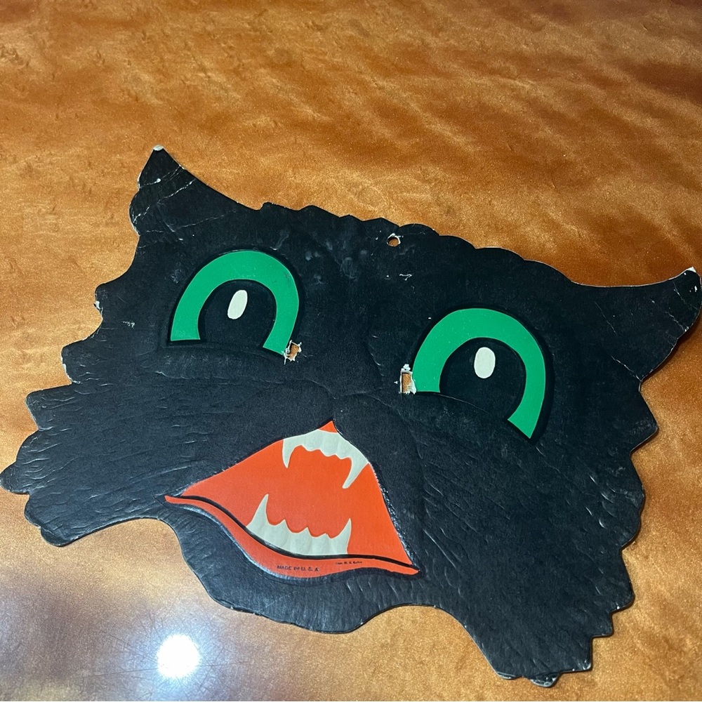 Vintage Diecut Black Cat Green Eyes Copy H. E. Luhrs Embossed Halloween Beistel